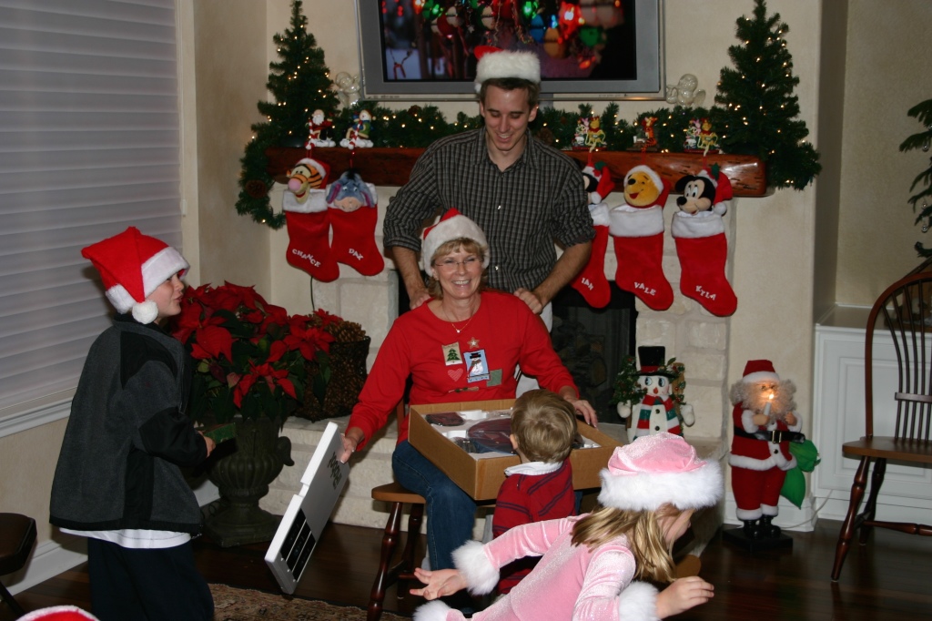 Hildebrand Christmas ScreenSaver/1024x768_2006-12-24 Christmas Eve 37.jpg